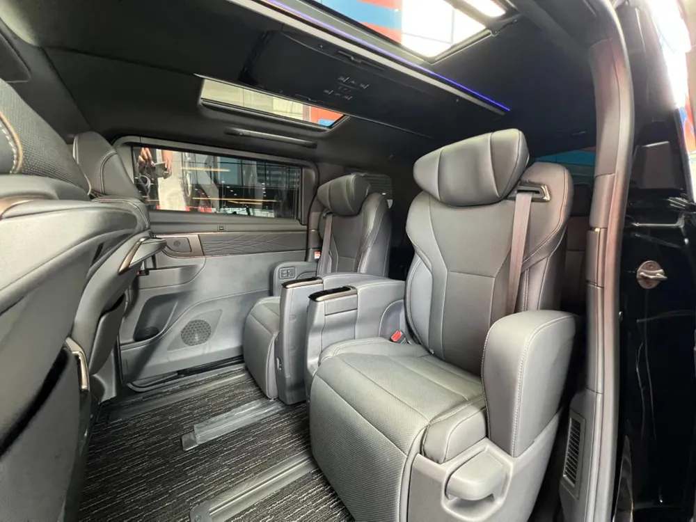 Kereta sewa Toyota Alphard AGH40