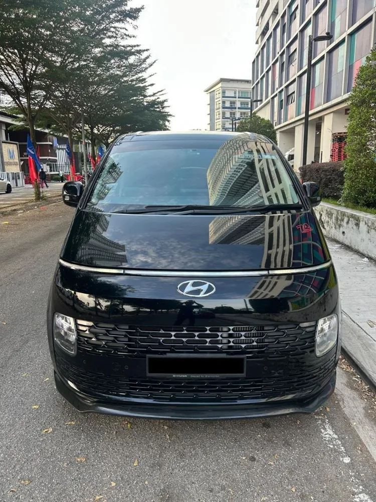 Kereta sewa Hyundai Staria Plus Melaka, Tampin & Seg