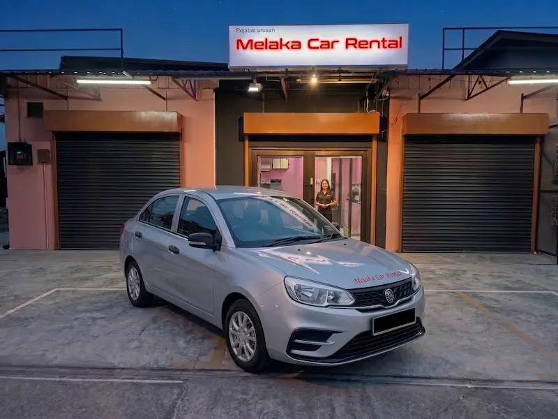Proton Saga kereta sewa Melaka